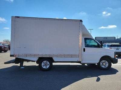2015 GMC Savana Commercial Cutaway Work Van